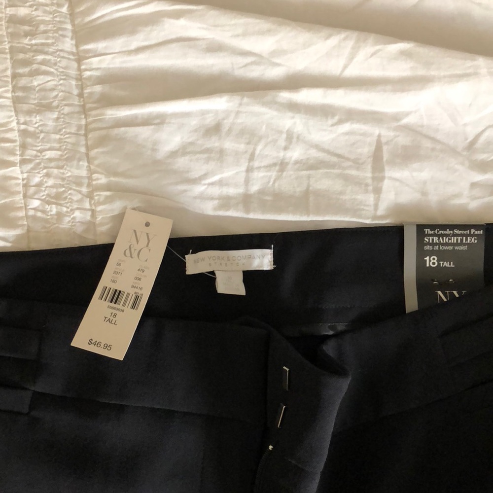 Dress pants - Picture 3 of 3